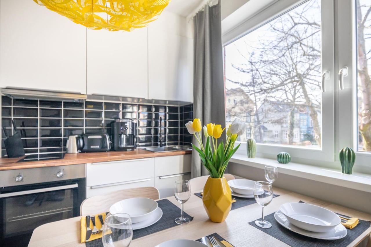 Modern Apartment for 6 close to the Schanzenviertel - Unit 2 Hamburg Exterior foto